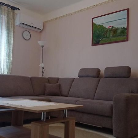 Kámán Nyaraló Badacsonytomaj Esterno foto